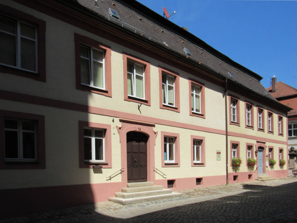 Station 2 - Doppelkanonikerhaus