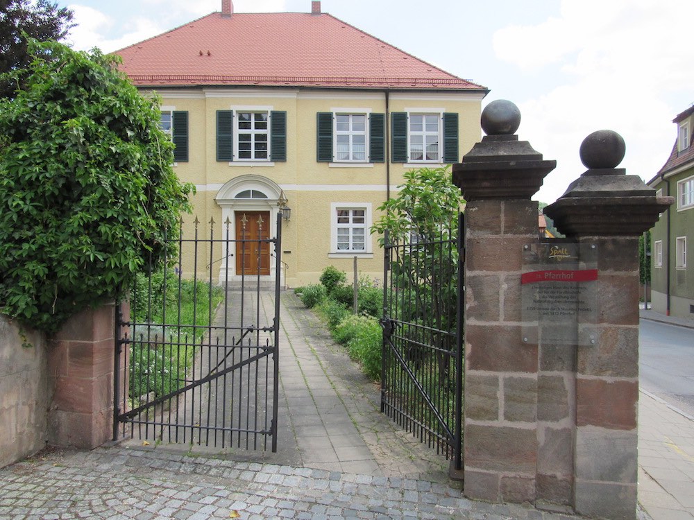 Station 9 - Pfarrhof